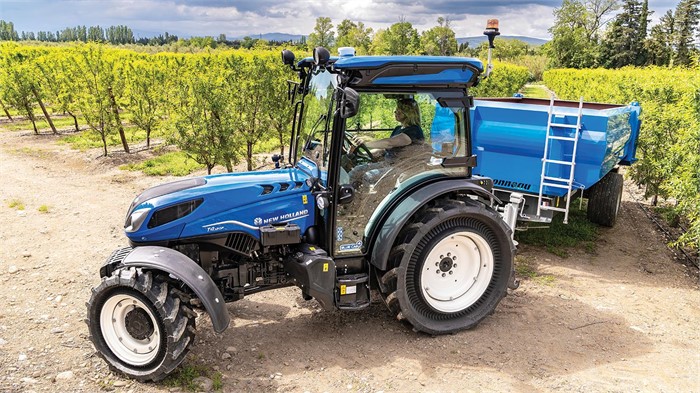New Holland Debuts Upgraded T4 F/N/V & TK4 Series Specialty Tractors In  North America