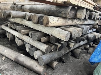 UNKNOWN 8 FT Used Fencing Building Supplies auction results