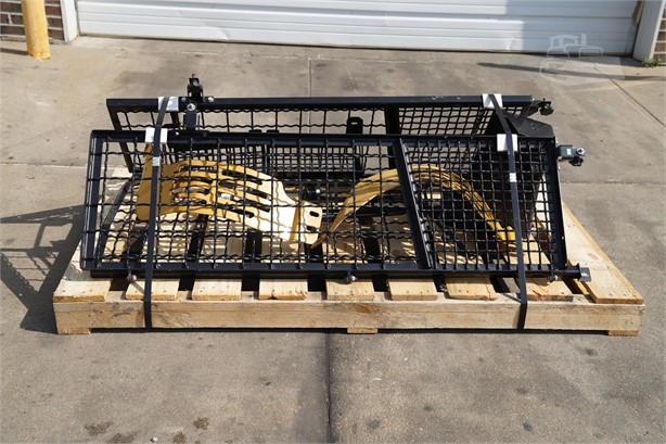 CATERPILLAR FORESTRY SCREENS Used Cab, Brush for sale