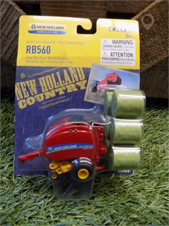 NEW HOLLAND 1/64 SCALE RB560 New Other for sale