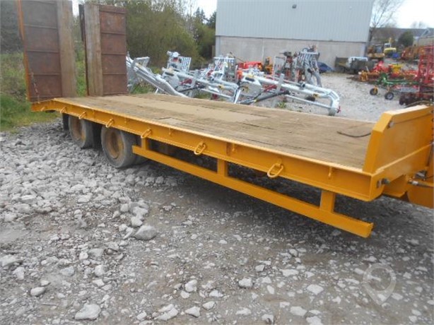 1900 CHIEFTAIN 19T LOW LOADER Used Standard Flatbed Trailers for sale