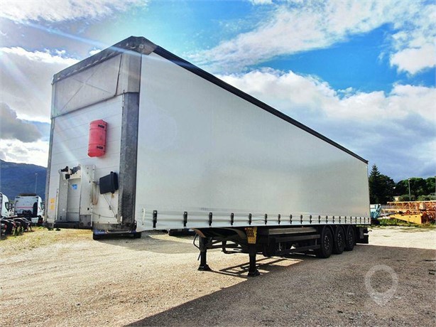2017 SCHMITZ SCB S3T Used Curtain Side Trailers for sale