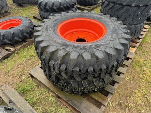 TITAN 12.5/80-18 Used Tires Farm Attachments for sale