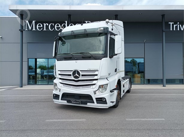 2013 MERCEDES-BENZ ACTROS 1845 Used Tractor with Sleeper for sale