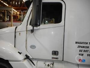 2009 FREIGHTLINER COLUMBIA Used Door Truck / Trailer Components for sale