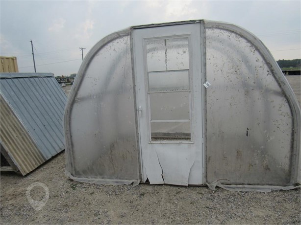 UNKNOWN GREENHOUSE Used Lawn / Garden Personal Property / Household items for sale