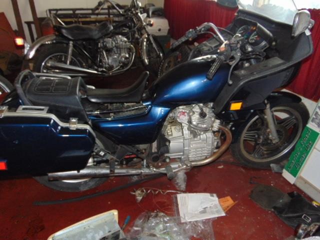 19 Honda Gl500 Motorcycle Graber Auctions