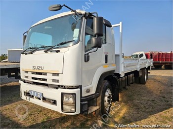 2014 ISUZU FTR Used Dropside Flatbed Trucks for sale