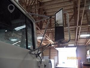 1993 FORD L9000 Used Glass Truck / Trailer Components for sale