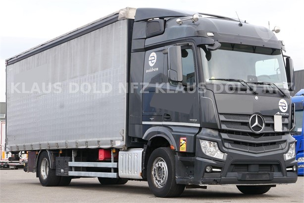 2017 MERCEDES-BENZ ACTROS 1833 Used Curtain Side Trucks for sale