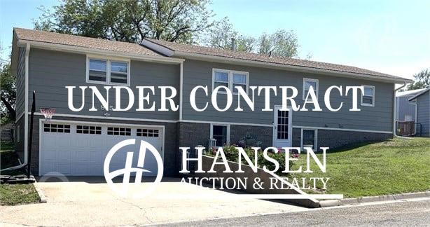 UNDER CONTRACT -915 W. 5TH ST. BELOIT, KS Used Residential Real Estate for sale