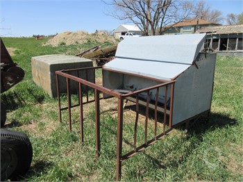 CREEP FEEDER WITH CAGE Used Livestock auction results