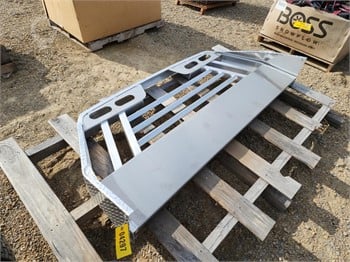 MONROE ALUMINUM BULK HEAD Used Other Truck / Trailer Components auction results