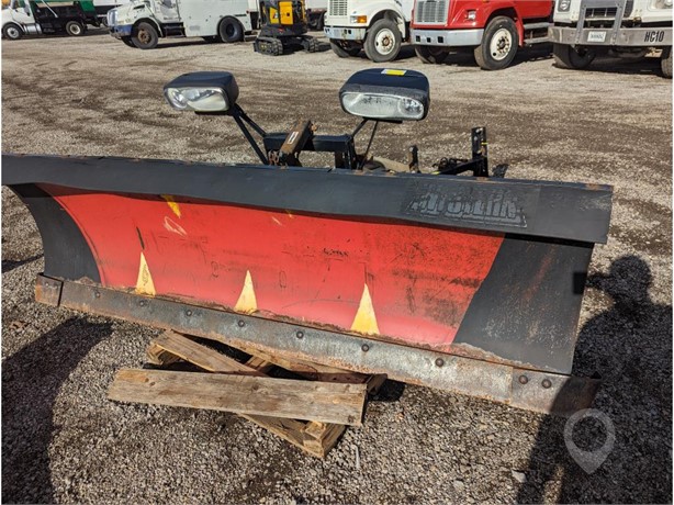 WESTERN HW 9' FULL TRIP 6 SPRING PRO STOW TRUCK PLOW Used Other Truck / Trailer Components auction results