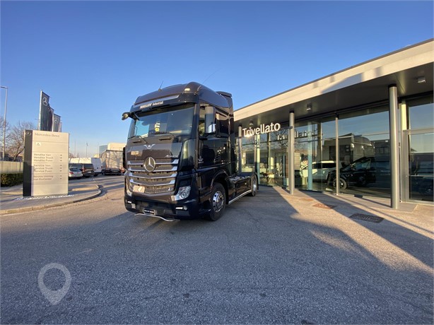 2018 MERCEDES-BENZ ACTROS 1853 Used Tractor with Sleeper for sale