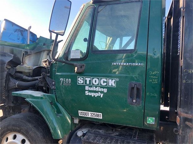 2006 INTERNATIONAL 7300/7400/7500 Used Glass Truck / Trailer Components for sale
