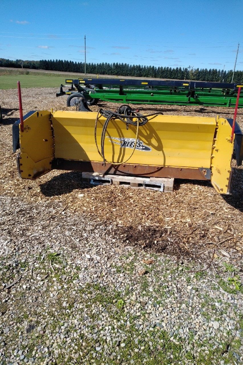 METAL Farm Equipment For Sale - 8 Listings | MarketBook.ca - Page 1 of 1