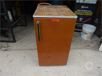 JC PENNEY CO REFRIGERATOR Used Refrigerators / Freezers Large Appliances Personal Property / Household items auction results