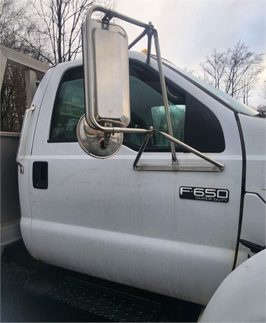 2005 FORD F650 Used Door Truck / Trailer Components for sale