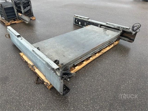 MAXON BMRWS Used Lift poort Vrachtwagen-/aanhangwagencomponenten te koop