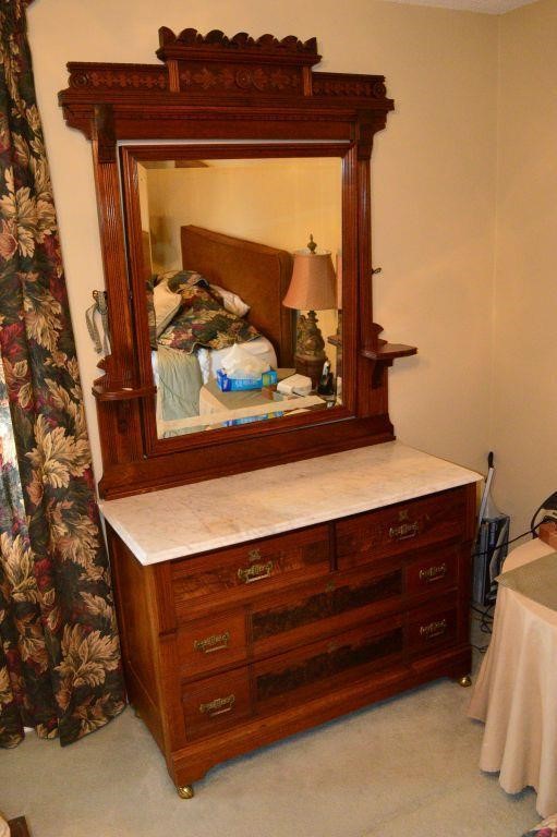 Antique Dresser With Mirror Marble Top Van Klaveren Auctions Inc