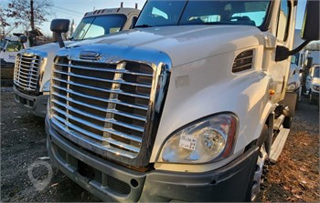 2012 FREIGHTLINER CASCADIA 113 Used Bonnet Truck / Trailer Components for sale