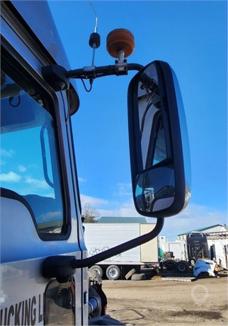 2016 MACK CXU613 Used Glass Truck / Trailer Components for sale