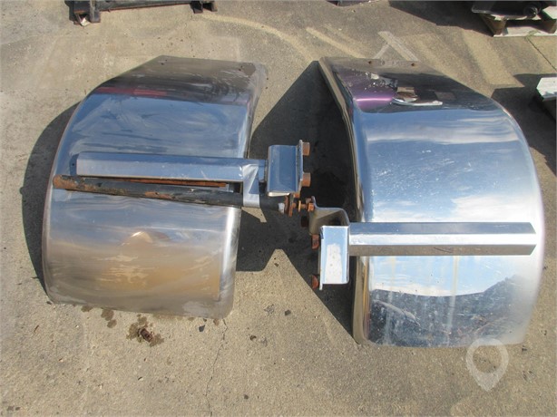 S/S HALF FENDERS W/HD FRONT BRACKETS Used Other Truck / Trailer Components auction results