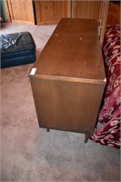 Mid Century Modern Dresser By Basset Furniture Ramsey Auctions Llc