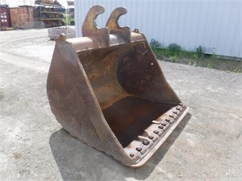 1900 CATERPILLAR 200-300 SERIES WITH FAS STYLE LUGS Used Bucket, Ditch Cleaning for hire