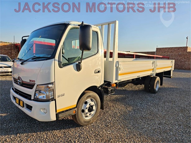 2022 HINO 300 915 Used Dropside Flatbed Trucks for sale