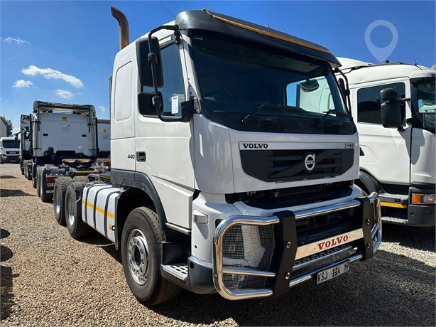 2014 VOLVO FMX440 Used Tractor with Sleeper for sale