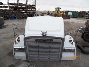 2000 FREIGHTLINER CLASSIC Used Bonnet Truck / Trailer Components for sale