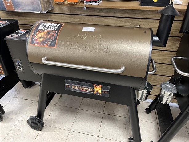 TRAEGER PRO SERIES 34 BRONZE New Grills Personal Property / Household items for sale