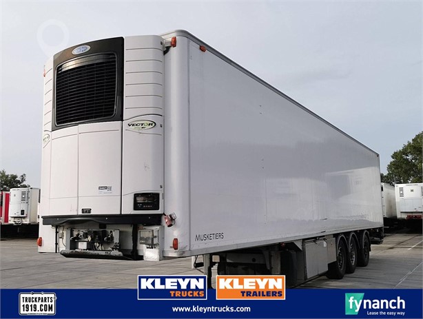 2013 CHEREAU CSD3 CARRIER VECTOR TAILLIFT STEERAXLE Used Other Refrigerated Trailers for sale