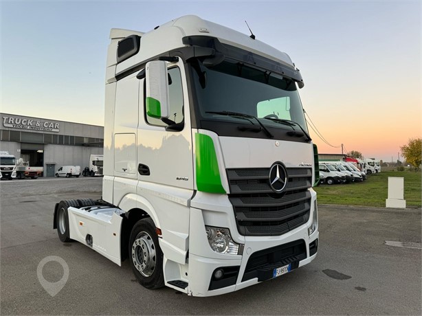 2014 MERCEDES-BENZ ACTROS 1845 Used Tractor with Sleeper for sale