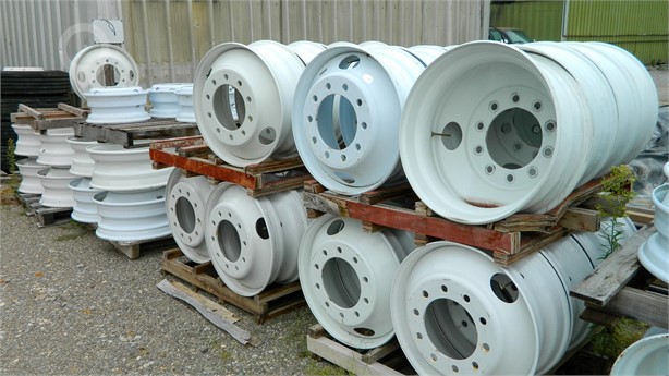 22.5X8.25 TAKEOFFS New Wheel Truck / Trailer Components for sale