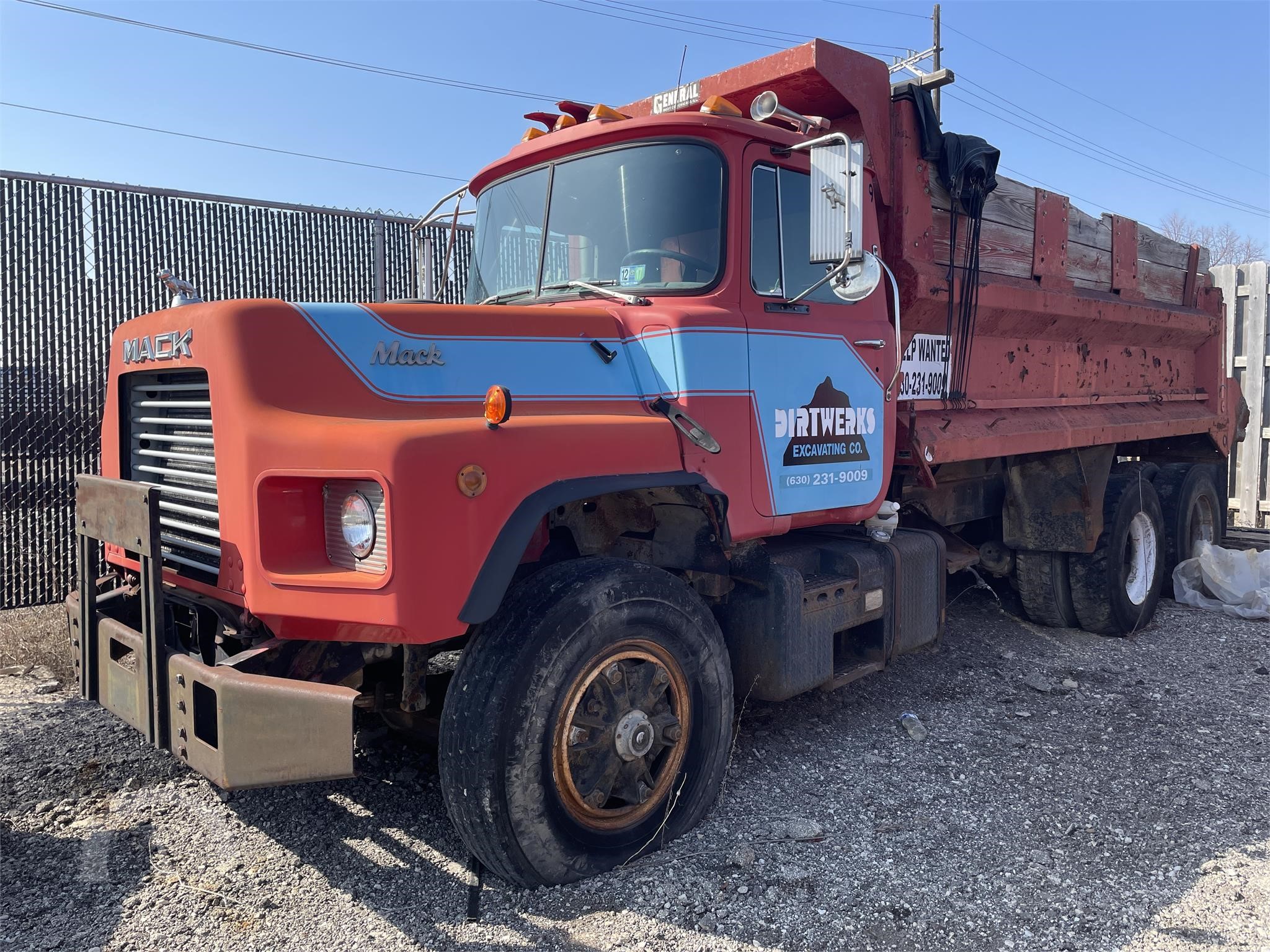 1989 Mack Dm690s Online Auction Results Auctiontimees
