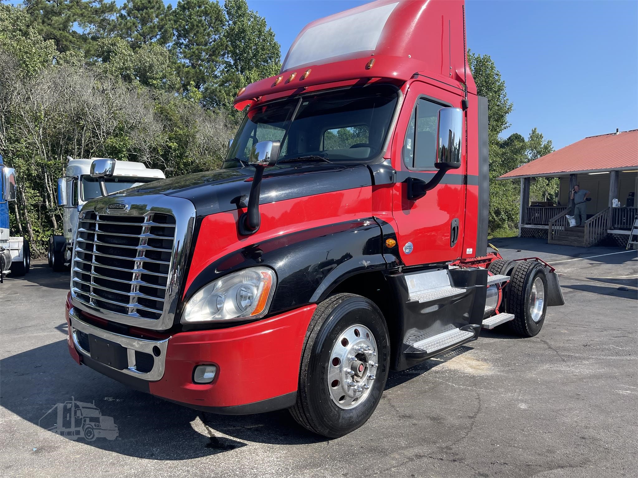 Freightliner Cascadia 125 Conventional Day Cab Trucks For Sale 1017 Listings Truckpaper Com Page 1 Of 41