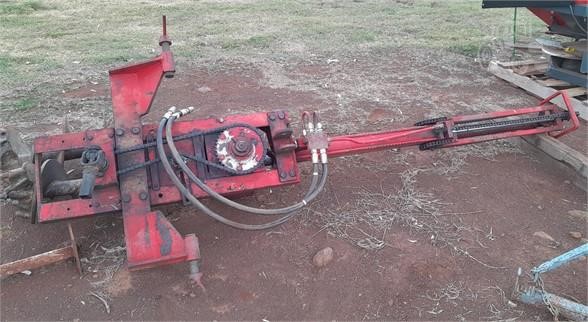 PROLINE HYDRAULIC POST HOLE DIGGER Used Auger (Posthole) Farm Attachments for sale