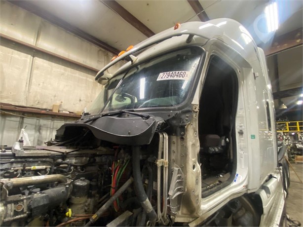 2013 FREIGHTLINER CASCADIA 125 Used Cab Truck / Trailer Components for sale