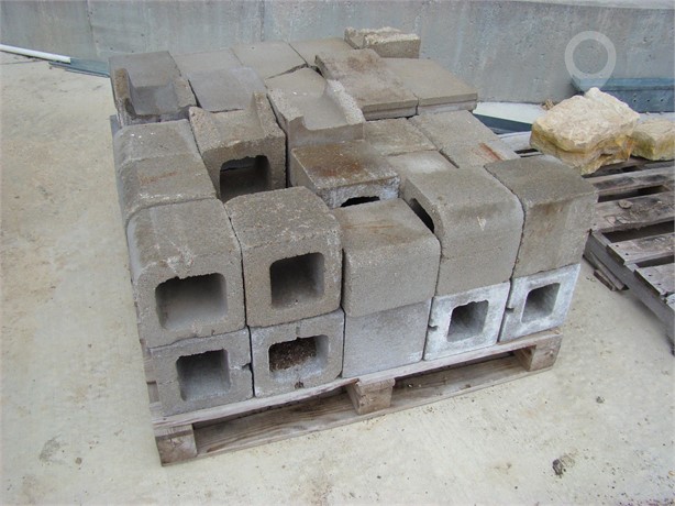 UNKNOWN CONCRETE BLOCKS Used Other Building Materials Building Supplies auction results