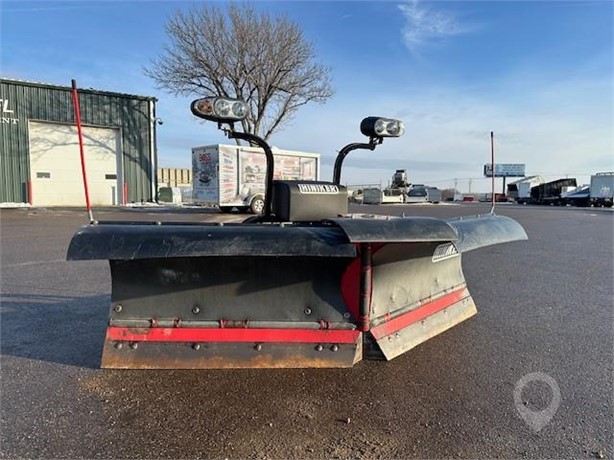 HINIKER 9'2" POLY V Used Plow Truck / Trailer Components for sale