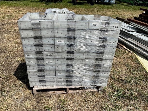 (30) PARTS BINS Used Carts / Baskets Business / Retail auction results