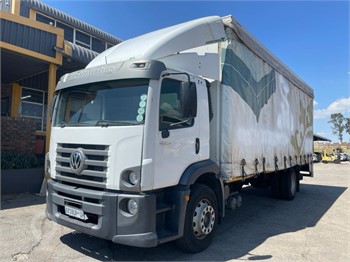 2016 VOLKSWAGEN CONSTELLATION 15-180 Used Curtain Side Trucks for sale