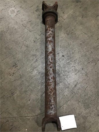 2000 SPICER 1710 Used Drive Shaft Truck / Trailer Components for sale