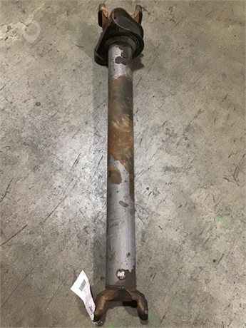 2000 SPICER 1760 Used Drive Shaft Truck / Trailer Components for sale