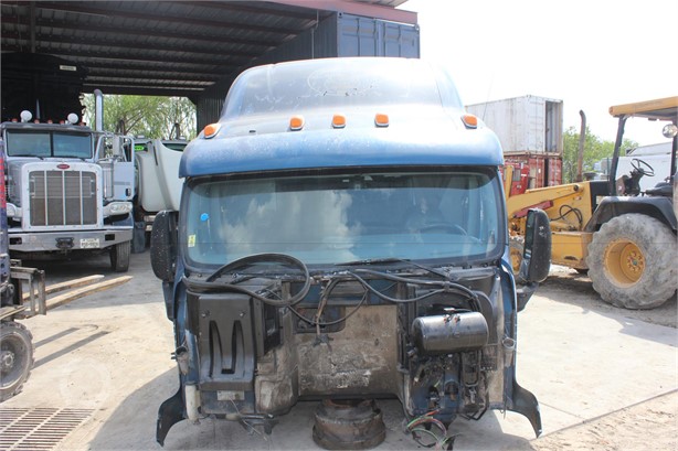 2007 PETERBILT 387 Used Cab Truck / Trailer Components for sale
