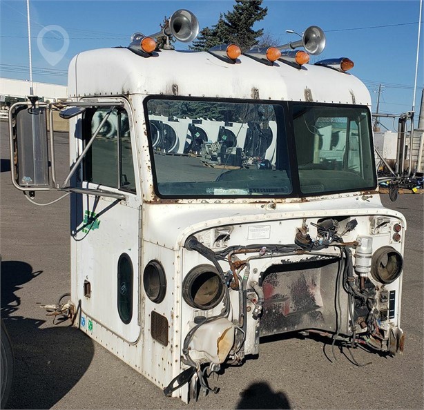 PETERBILT 379 Used Cab Truck / Trailer Components for sale