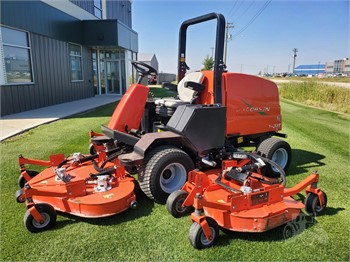 Jacobsen Turf on X: The majestic F407 super wide ride on reel mower. The  powerful but precise F407 comes with 26” (66cm) front and rear clipping  discharge units, and benefits from an